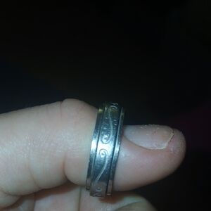 Silver Swirl Design Ring